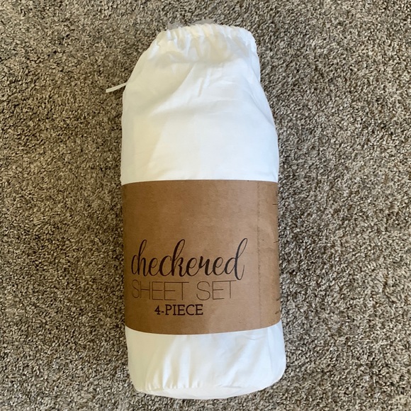 Other - Full size sheet set NWOT